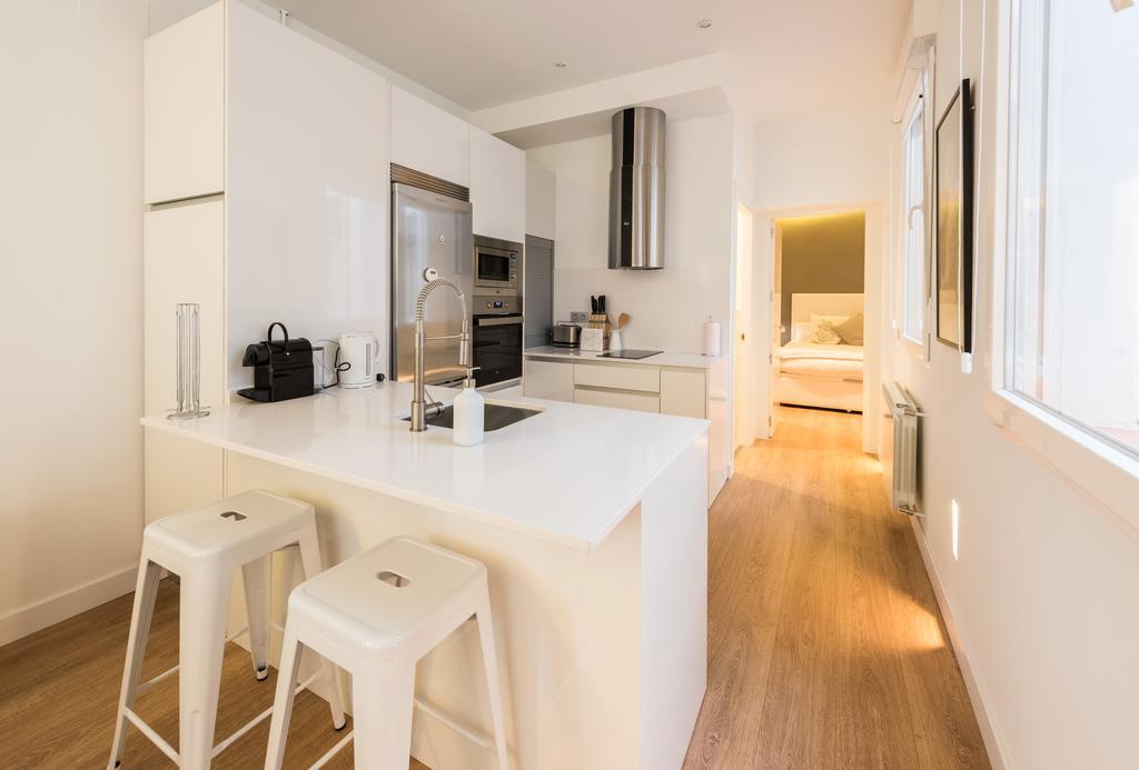 Opera Suites Madrid Buitenkant foto