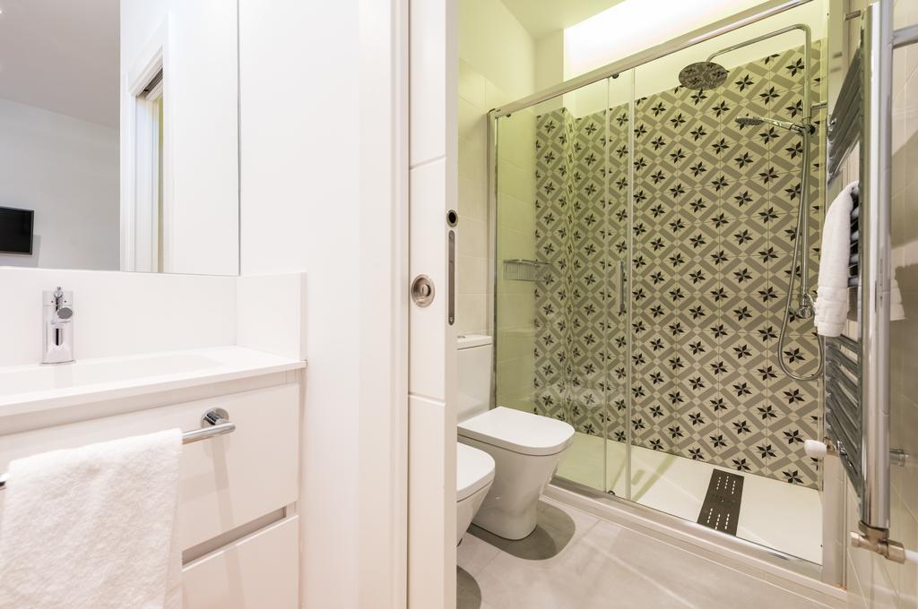 Opera Suites Madrid Buitenkant foto