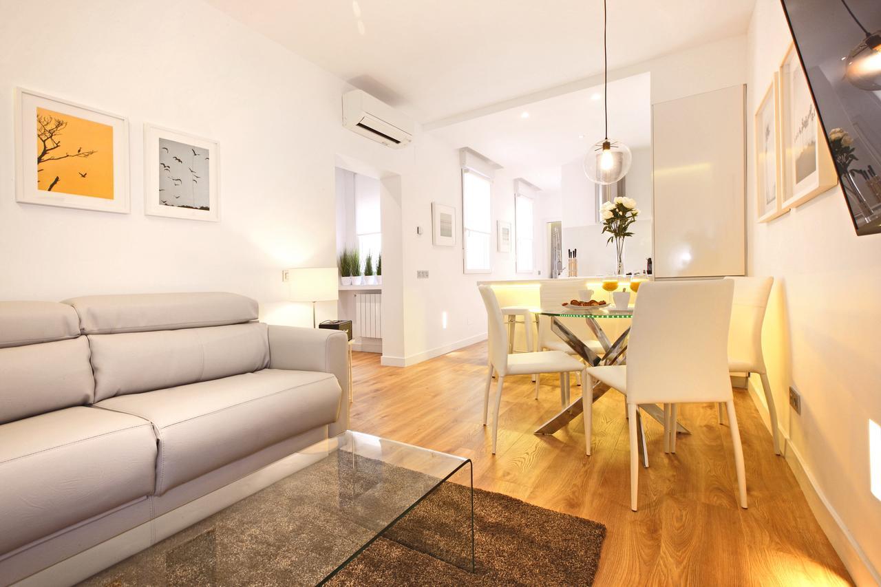 Opera Suites Madrid Buitenkant foto