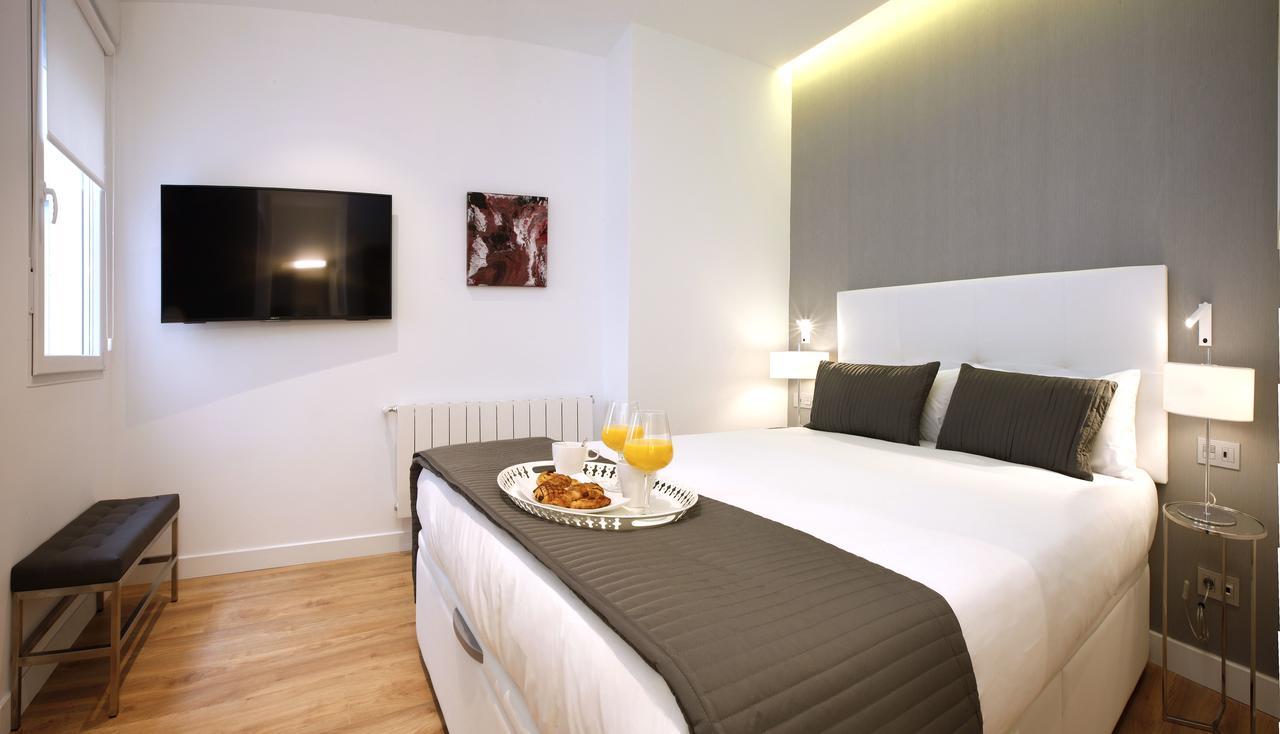 Opera Suites Madrid Buitenkant foto