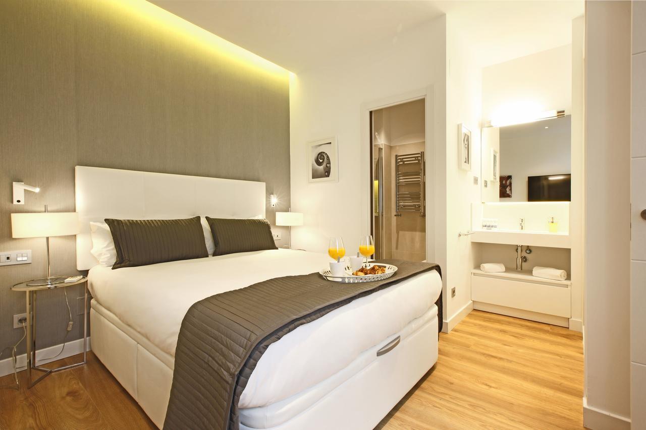 Opera Suites Madrid Buitenkant foto